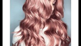 Dusty Rose Delight: لون شعر ذهبي وردي رقيق ورومانسي