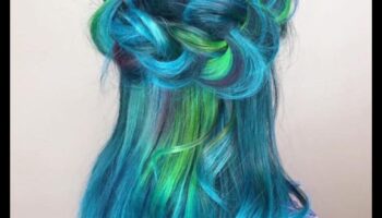 مشاعر حورية البحر: انغمس في الخيال مع ألوان الشعر المستوحاة من المحيط